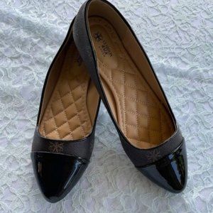 Avon Cushion Walk Felicity Signature Printed Flats